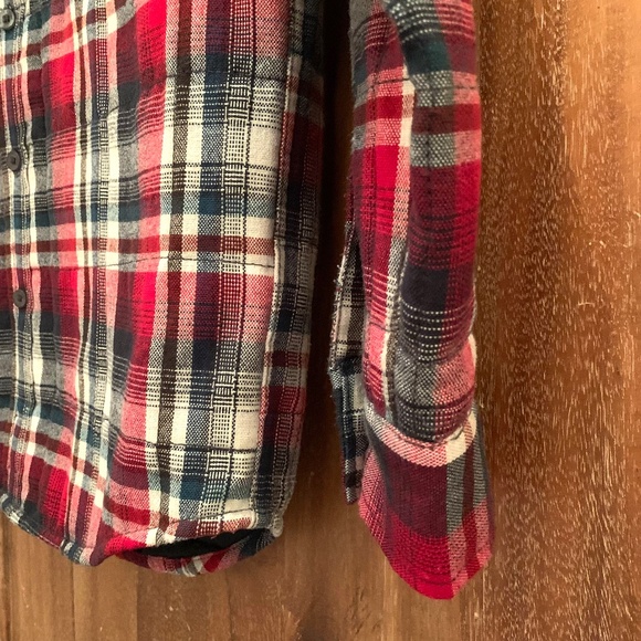 Volcom Boys Workwear Plaid Quilted Lined Shacket Red/ Blue Size Small - Picture 8 of 16